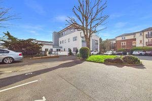 Photo 6- click for photo gallery